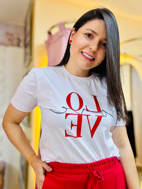Camiseta corazon love