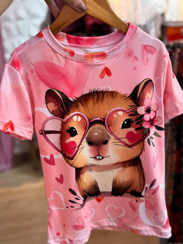 Camiseta capibara rosa