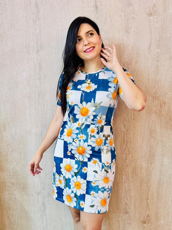Vestido básico cuadros margaritas