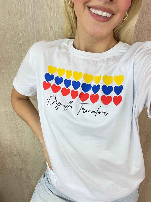 CAMISETA CORAZON TRICOLOR